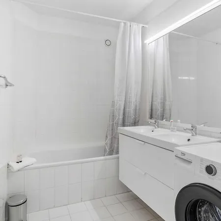 Casiola - Stylish 1br In Apartment
